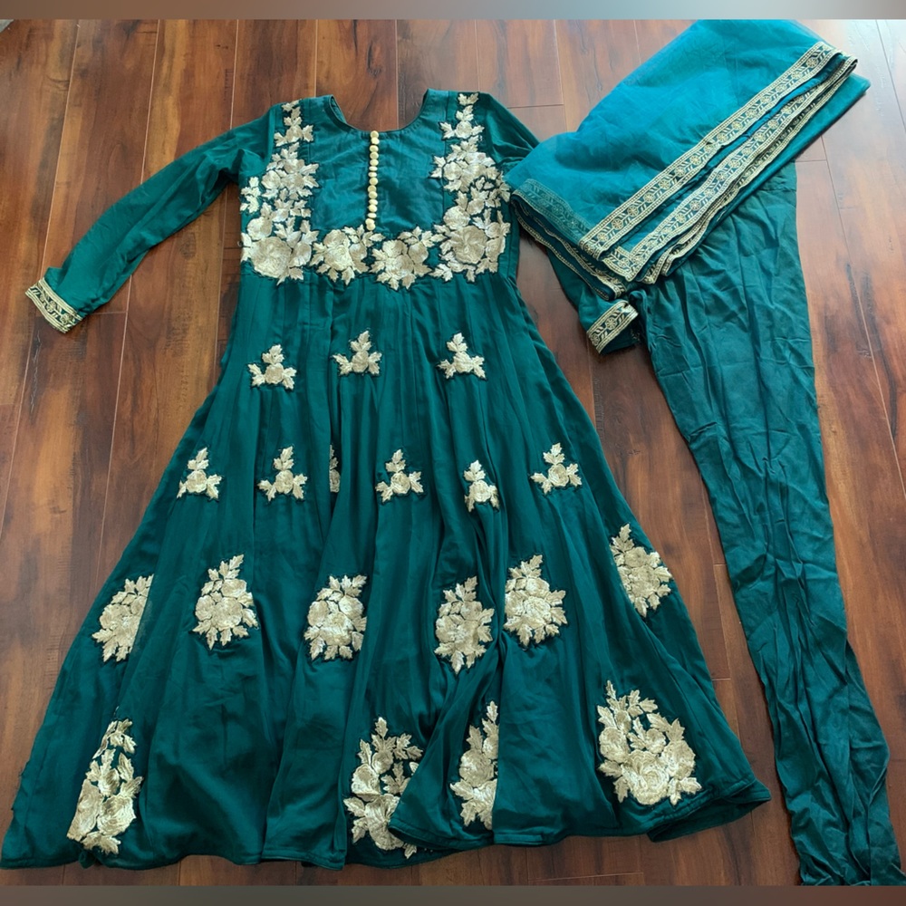 Green Anarkali from Lashkaara